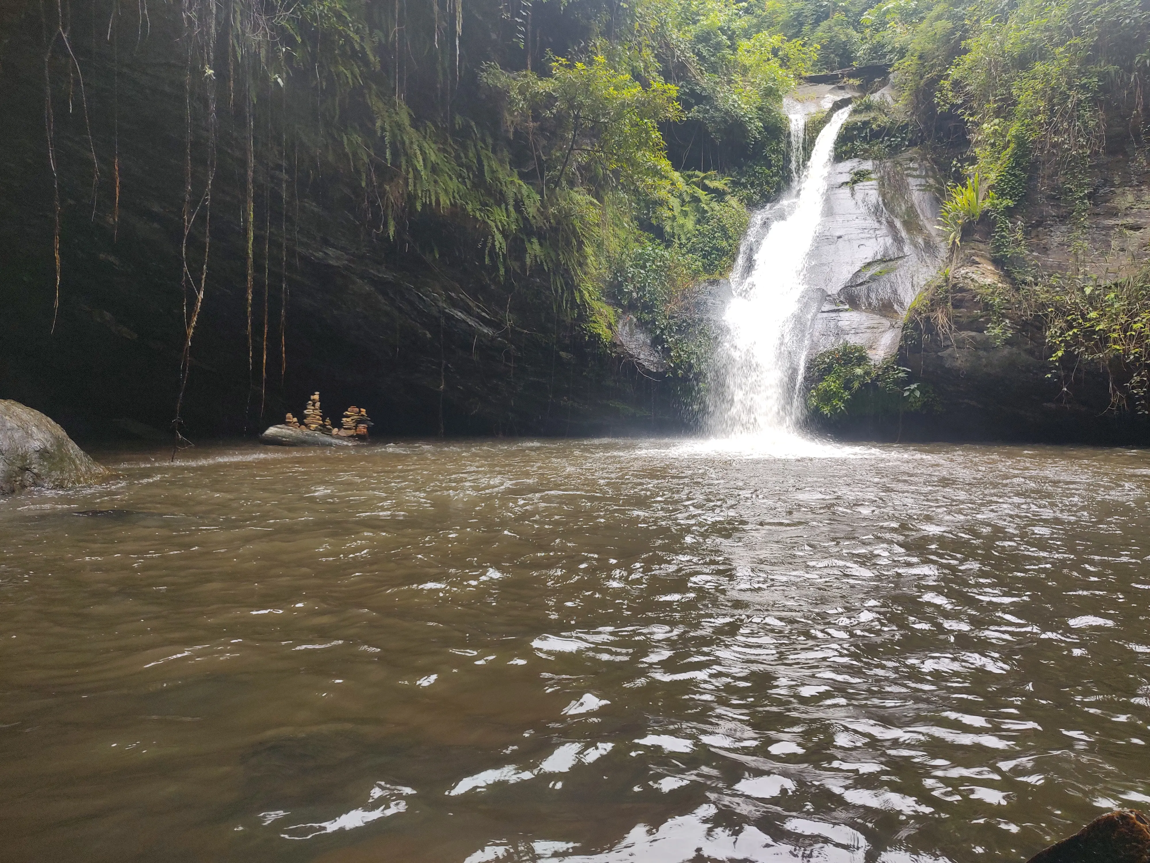 La cascade de Womé